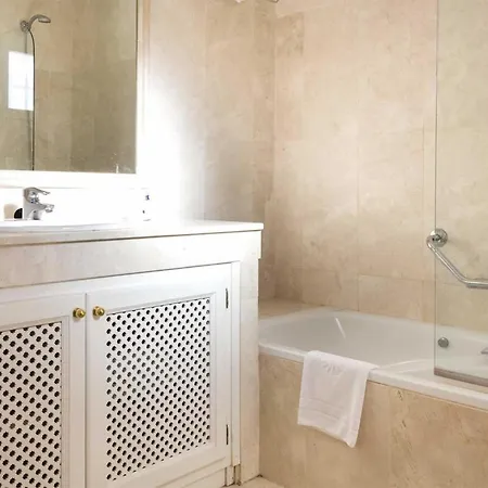 Colina 1 Bed Townhouse Tatil Evi